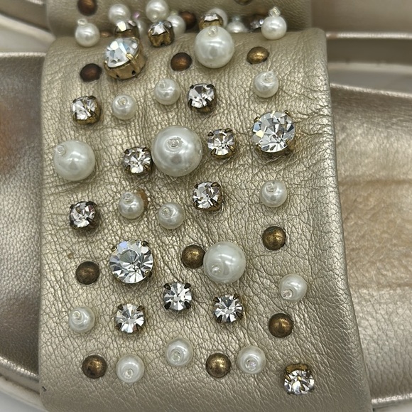 Stuart Weitzman 10m white studded slides - Picture 3 of 11